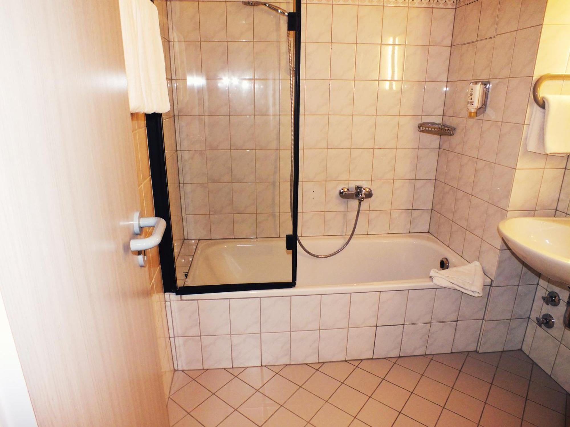 Werrapark Aktiv Hotel Am Sommerberg マッサーベルク エクステリア 写真
