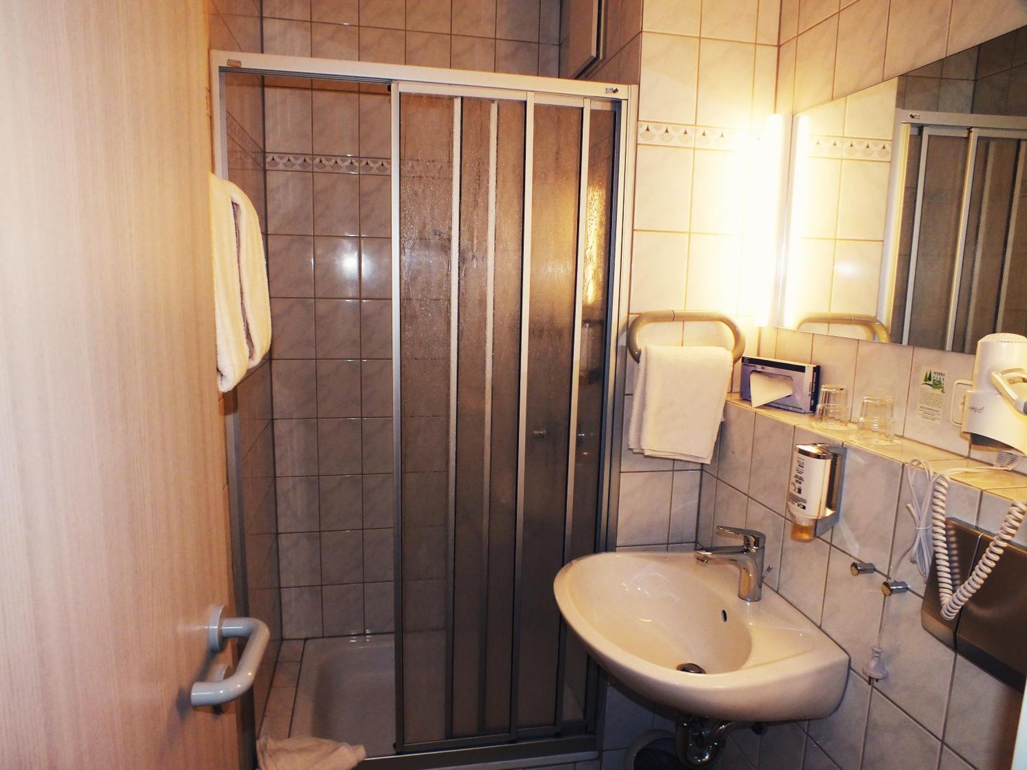 Werrapark Aktiv Hotel Am Sommerberg マッサーベルク エクステリア 写真